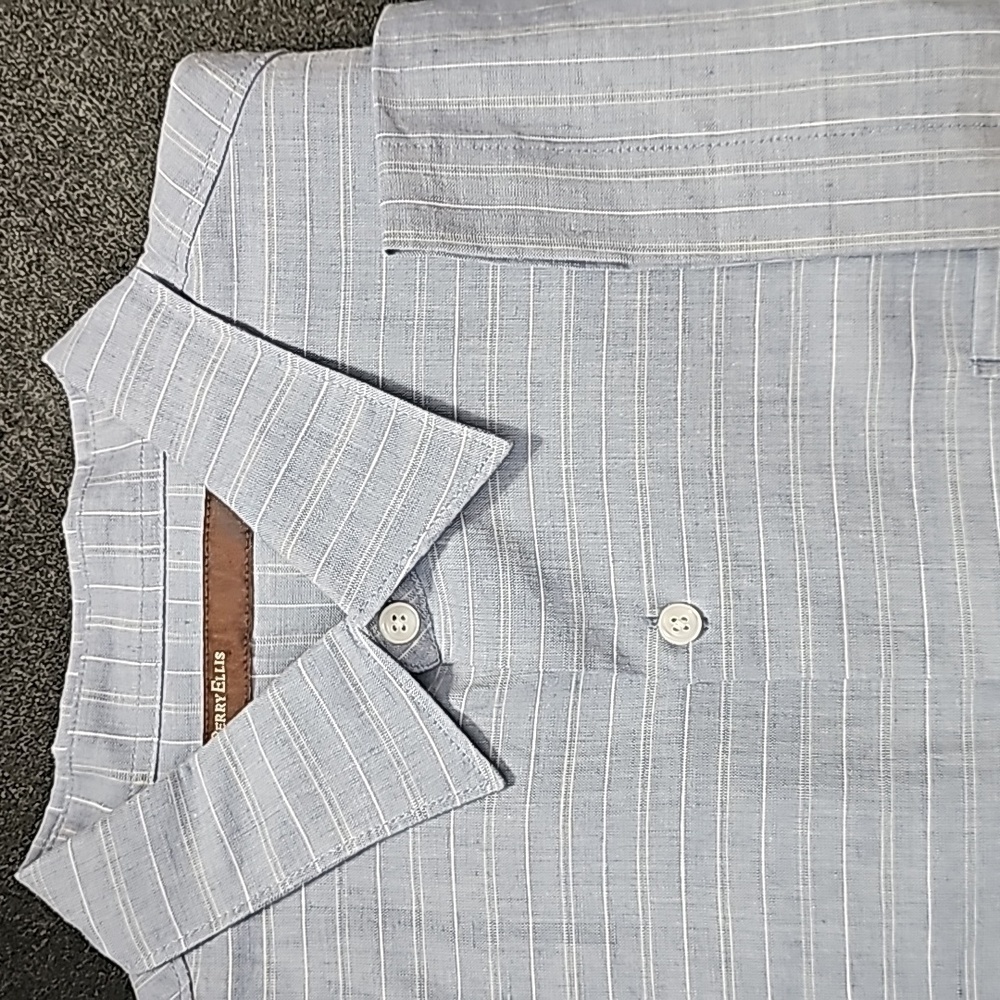 PERRY ELLIS Stripe Short Sleeve Button Down L